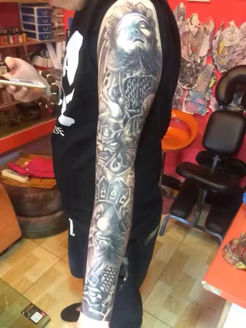 四大天王半甲纹身_佛与魔半甲纹身_半甲纹身龙图案大全-圈子花园图片