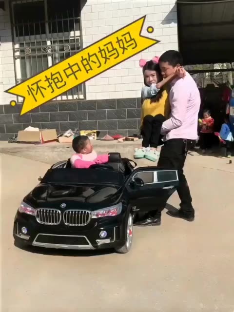 一起来看 残疾歌手王丽 的快手视频! . 来自随缘