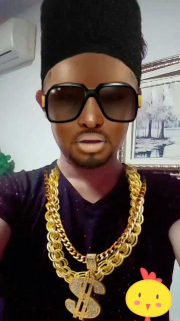 大金链子小手表 一天三顿顿小烧烤