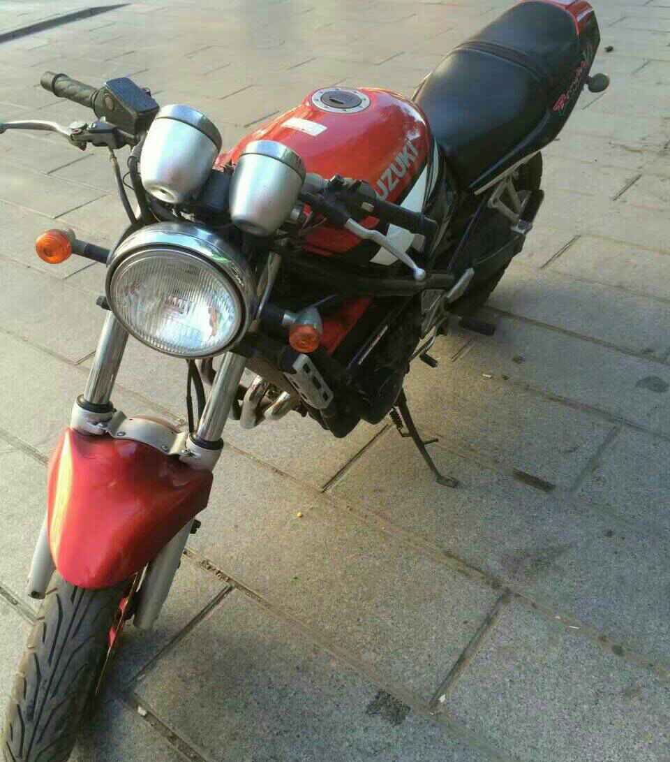 铃木盗匪74a提不上速是怎么回事,各位大师帮忙.