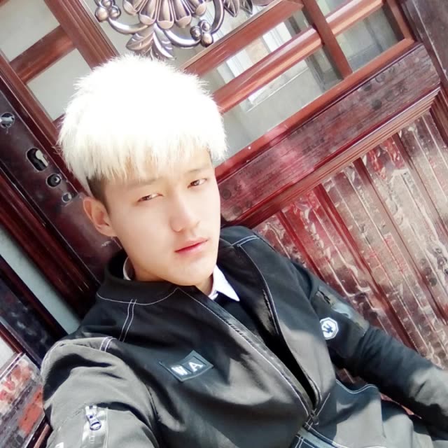 和 小外甥和外甥女 一起拍一张